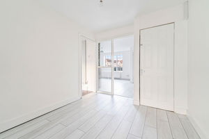 Photo 13- click for photo gallery